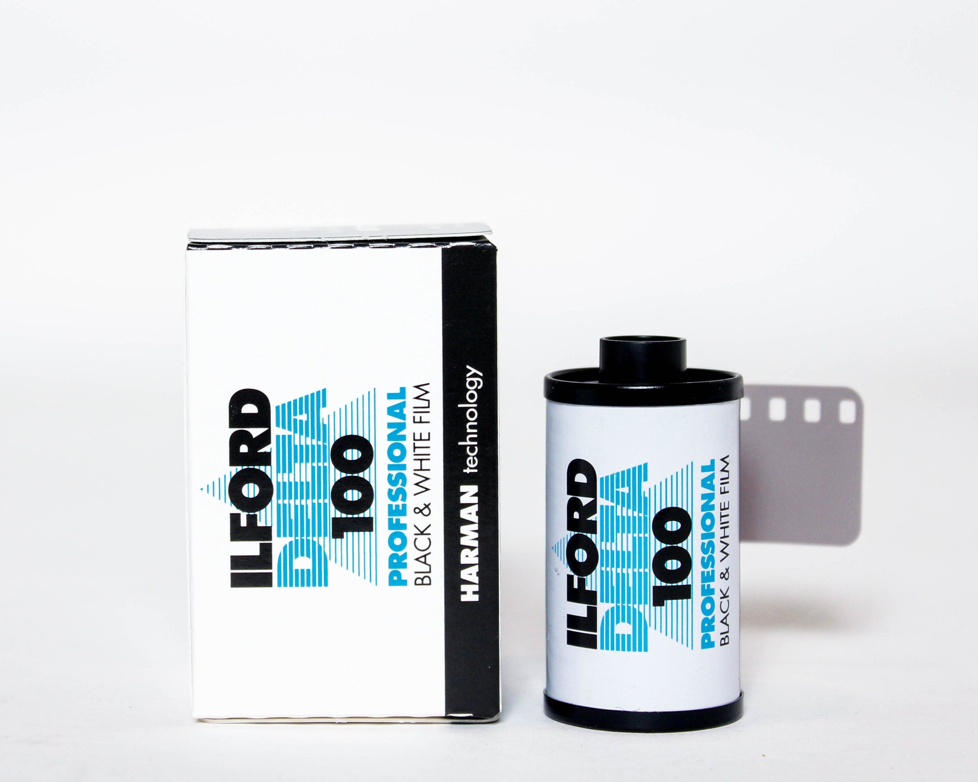 PAQUETE DE PIEZAS DE PELÍCULA FOTOGRÁFICA B&N ILFORD DELTA ISO